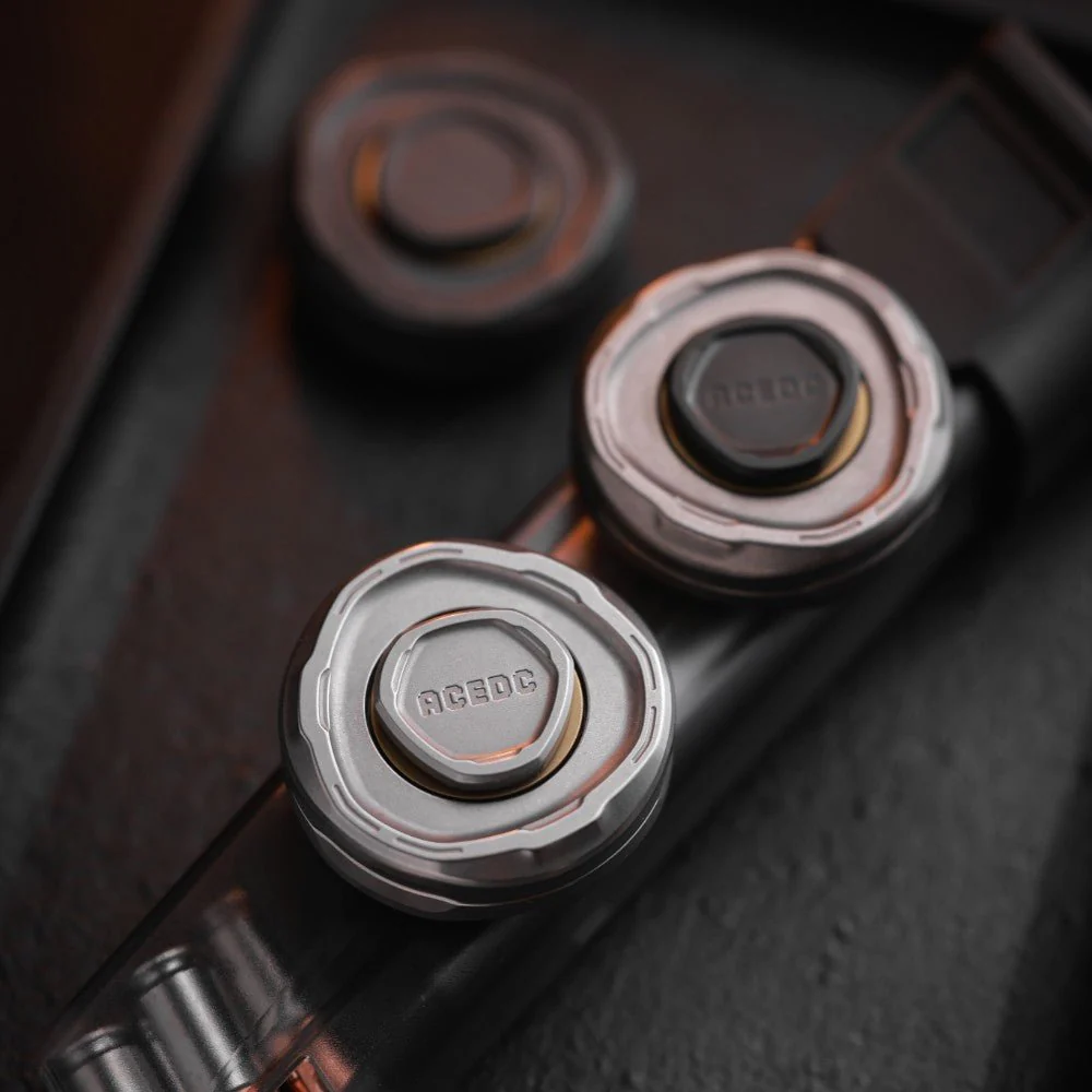 ACEdc STAR CORE Haptic Coin Spinner - Image 5