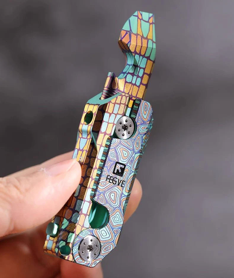 Fegve TORTOISE Slide Open Gravity Fidget Prybar - Image 10