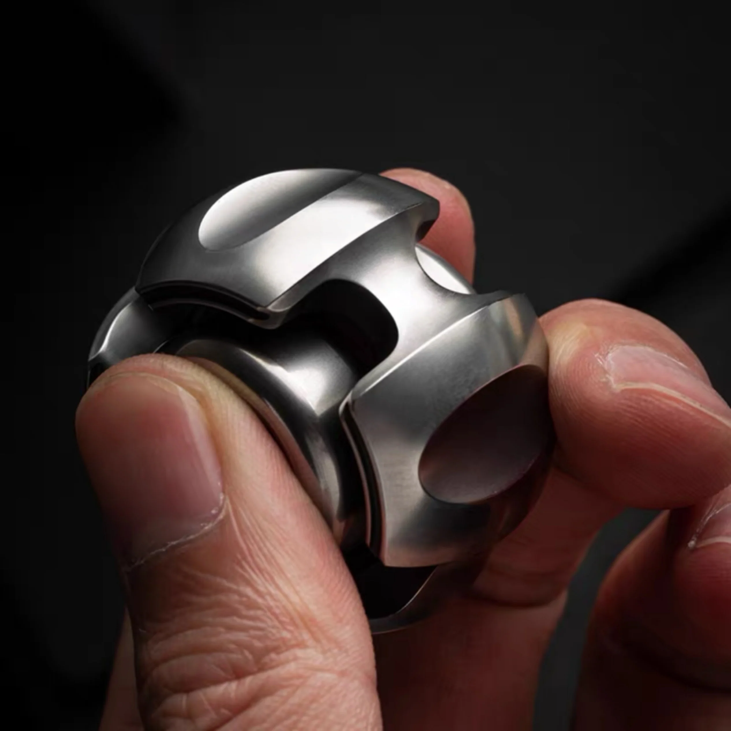 Lautie NOIZ Classic Ring Fidget Spinner - Image 3