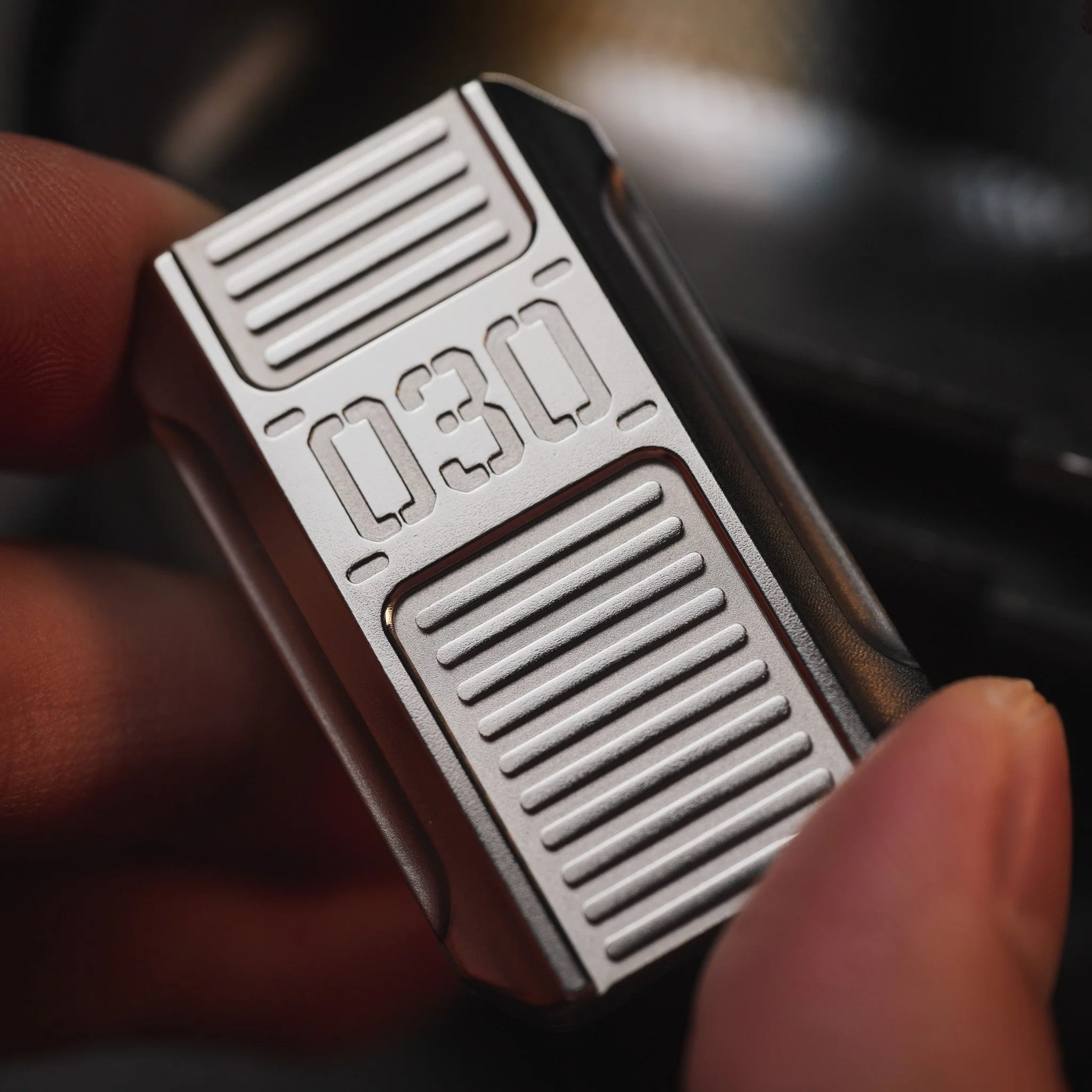 Wanwu Bulletproof Mini Shield Fidget Slider - Image 8