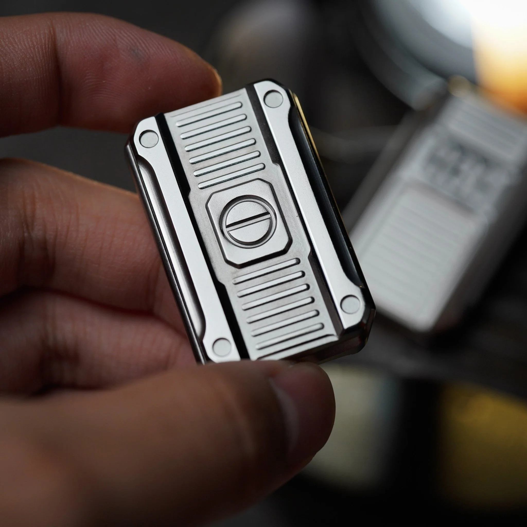 Wanwu Bulletproof Mini Shield Fidget Slider - Image 9