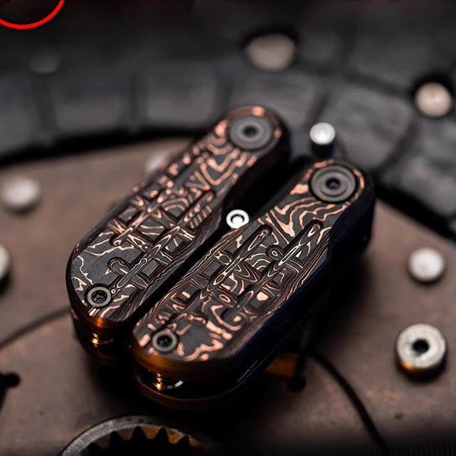 Wanwu ATLANTIS Aquaking Gravity Fidget Prybar - Image 4