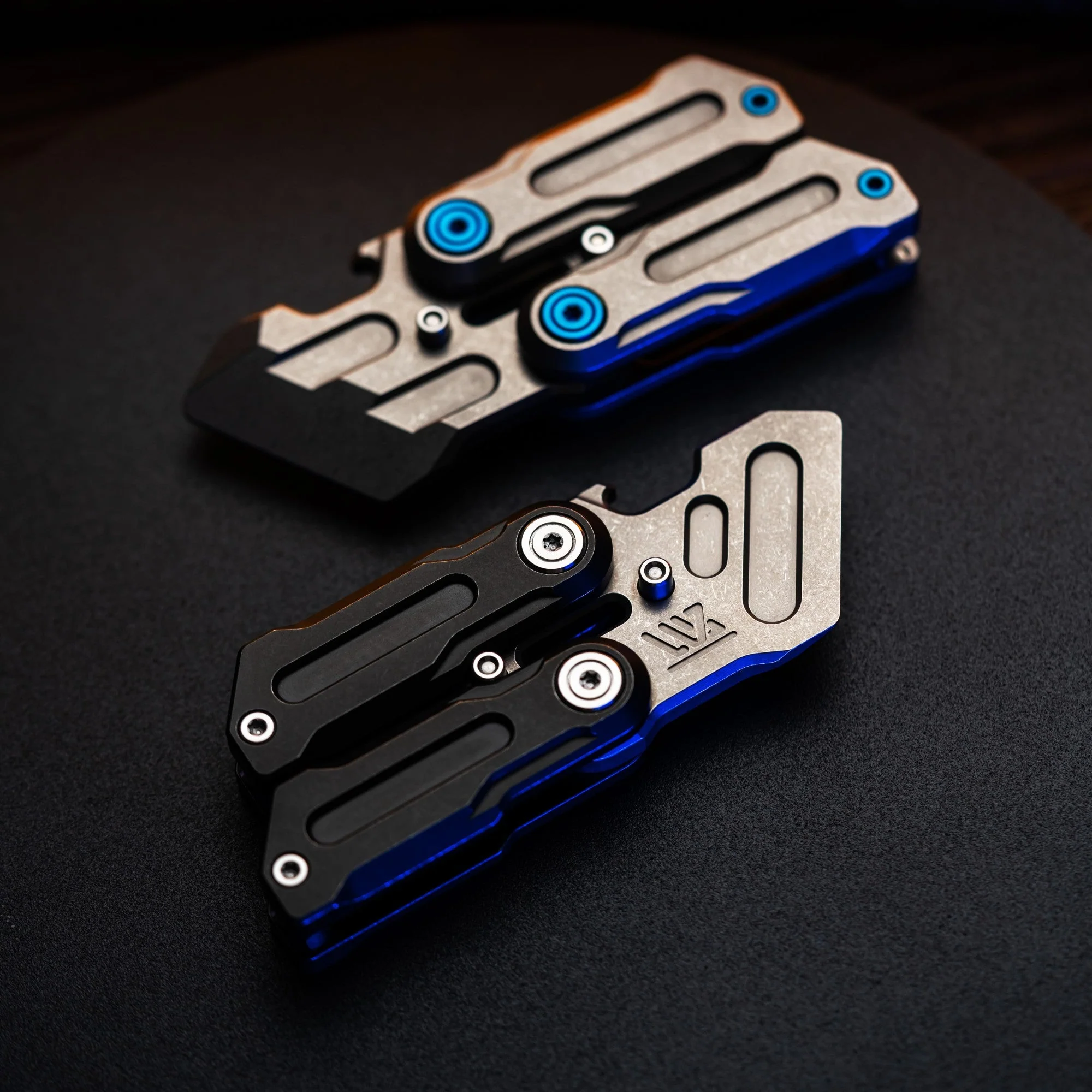 Wanwu COMPACT Gravity Fidget Prybar - Image 20