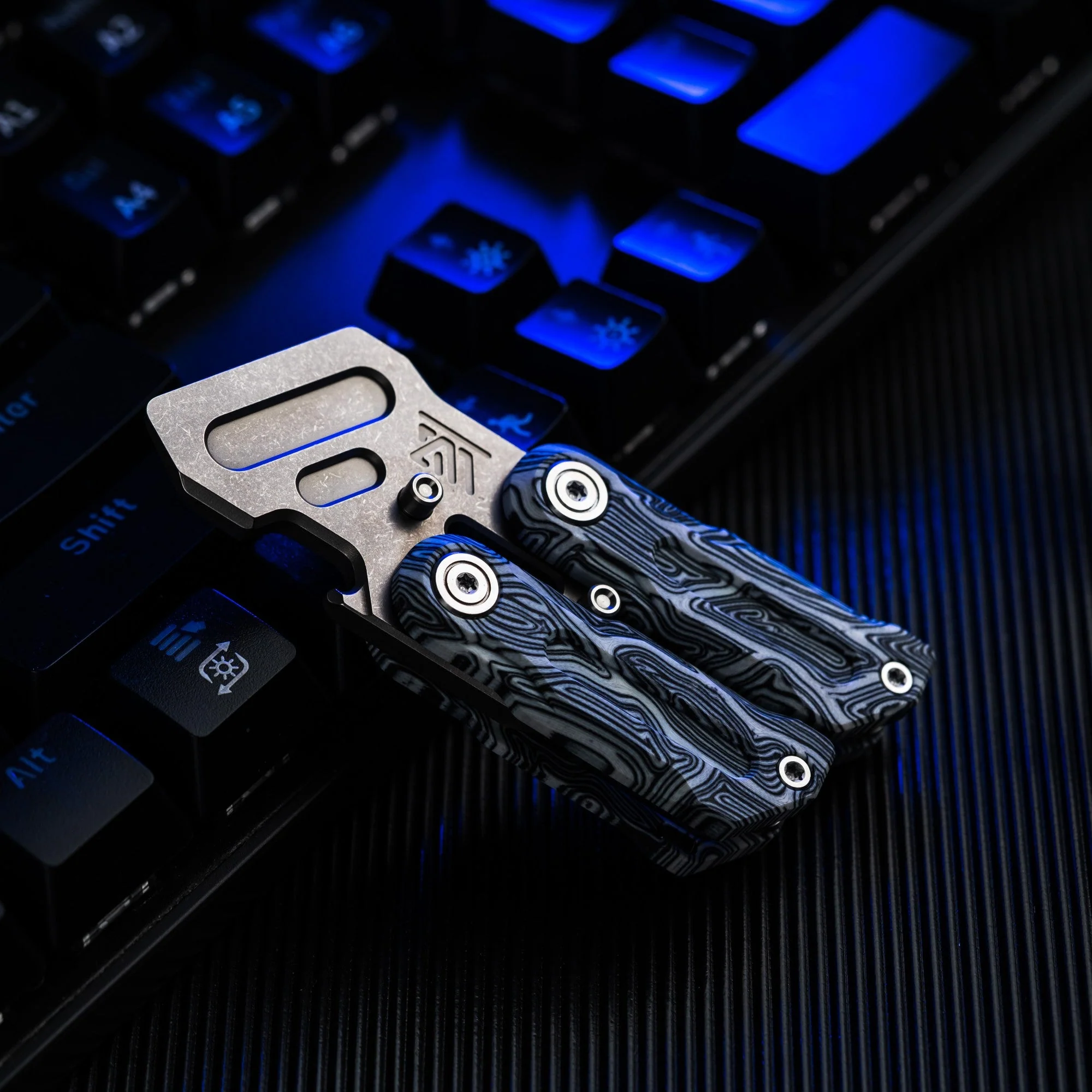 Wanwu COMPACT Gravity Fidget Prybar - Image 25