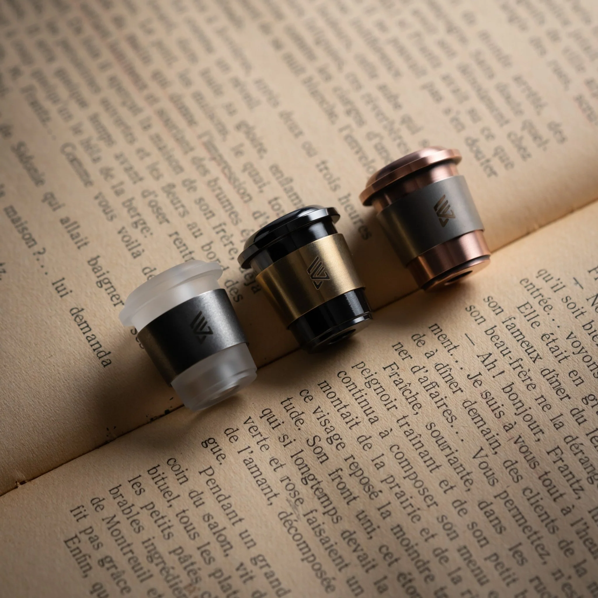 Wanwu PAPER CUP Knife Bead Fidget Spinner Pendant - Image 10